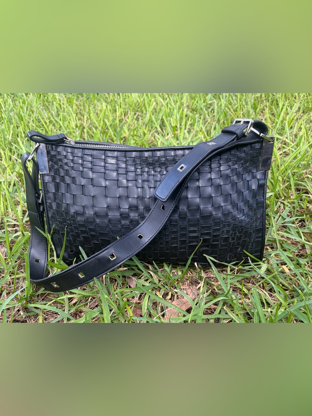 Vintage Nine West 90s Y2K Black Faux Leather Braided Basket Weave Baguette Bag